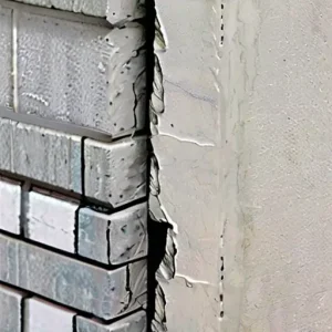 Вертикальные трещины в стенах из газобетона: главные причины появления и способы инъекционного ремонта